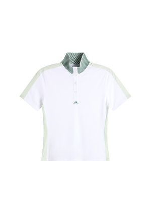 Witte polo met korte mouwen, lichte beige strepen aan de zijkanten en een groen-wit geruite kraag, met een knoopsluiting met drie knopen.