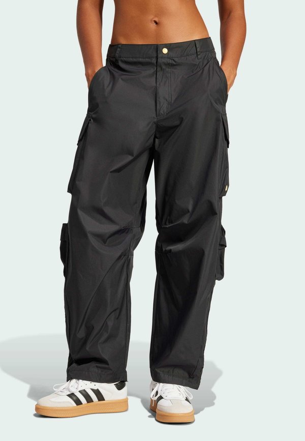 WIDE CARGO - Cargo trousers