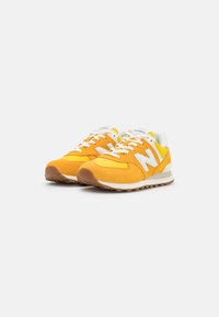 New Balance U574SOC UNISEX - Sportcipő - aztec gold