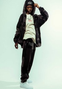 Grimey BACK AT YOU ALL OVER POLAR  - Sudadera con cremallera - black