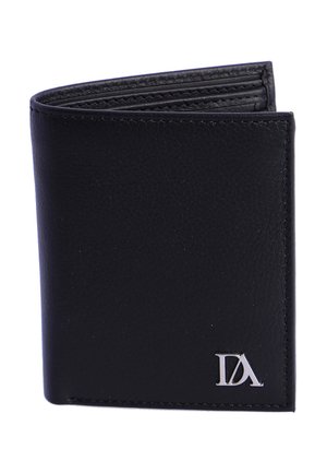 Cartera de cuero negro de doble pliegue con acabado texturizado y logotipo plateado "DA" en la esquina inferior derecha.