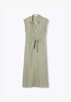 Robe midi vert clair sans manches avec fermeture à boutons sur le devant, col, poches poitrine et ceinture en tissu nouée à la taille.