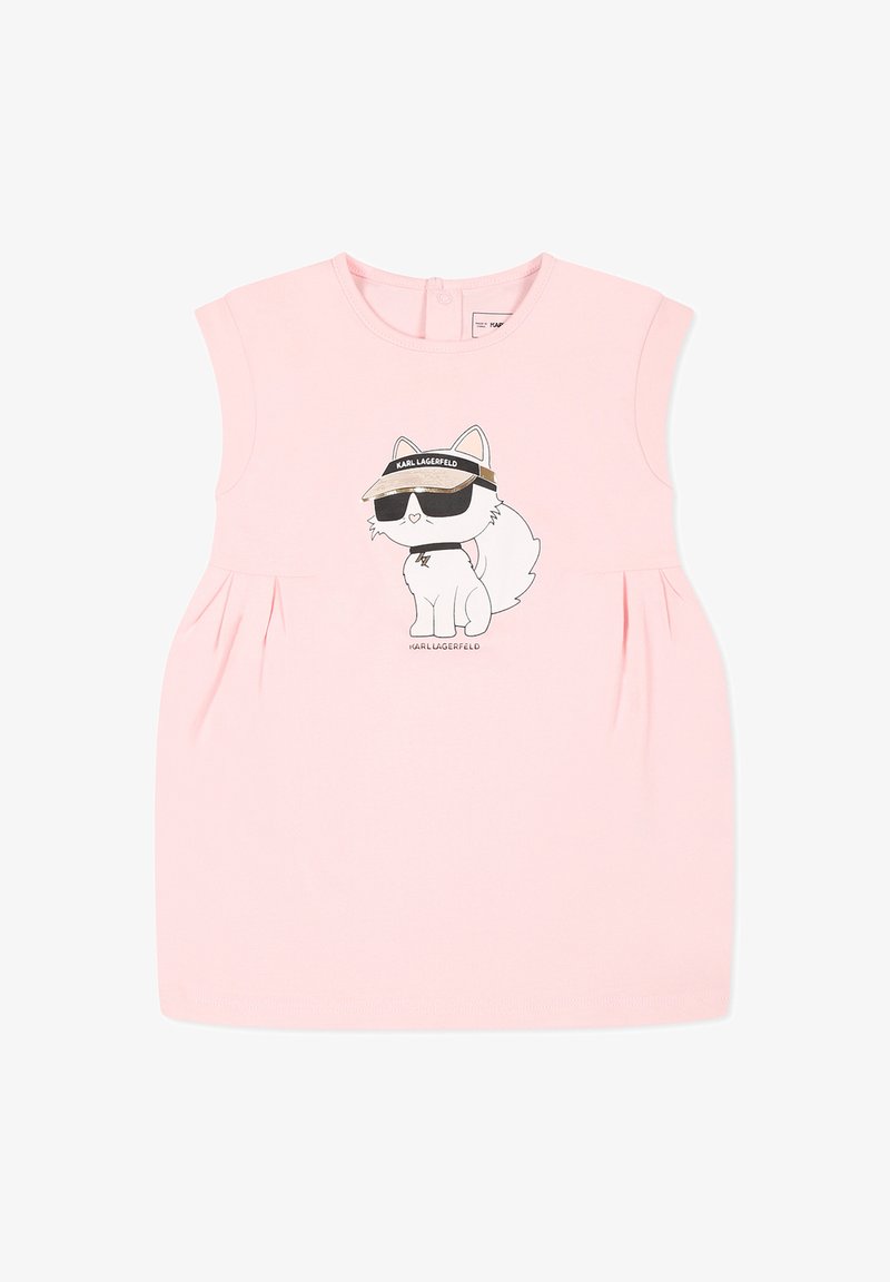 Robe rose à manches courtes avec un graphique de chat portant des lunettes de soleil. Tissu doux en mélange de coton, col rond et détails plissés.