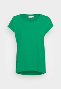 Groen T-shirt met korte mouwen gemaakt van zacht materiaal. Heeft een ronde halslijn en een licht gebogen zoom, met een ontspannen pasvorm.