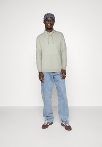 Jack & Jones JJEBRADLEY - Sweatshirt - desert sage