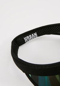 Urban Classics HOLOGRAPHIC VISOR - Șapcă - black/multicolor