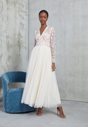 ROSIE LONG SLEEVE V NECK BODICE ANKLE GOWN - Festklänning - champagne
