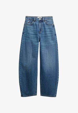 Jeans de mezclilla azul con cintura alta, cierre de botón y cremallera, bolsillos delanteros y traseros, y un corte recto relajado.