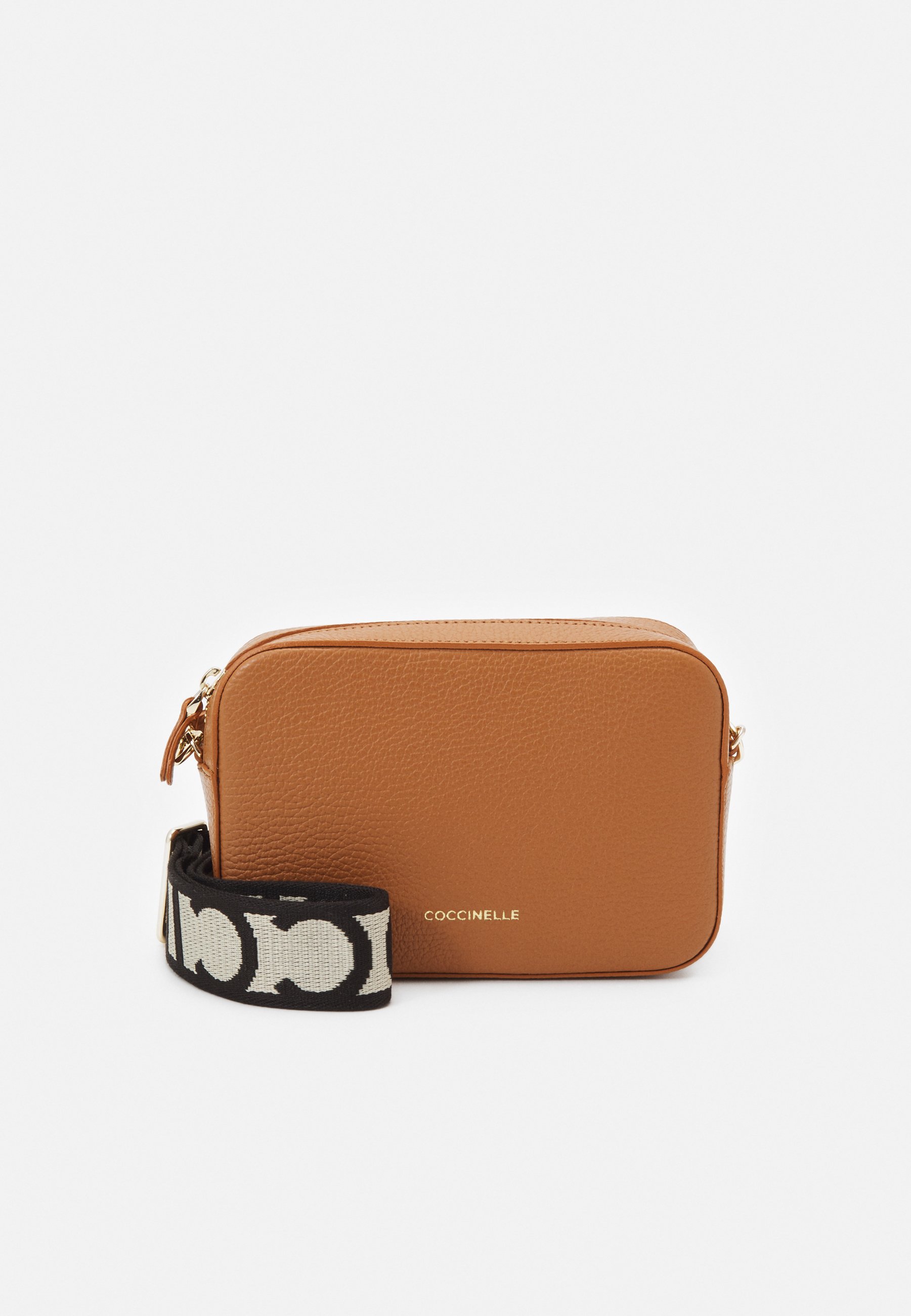 coccinelle pouch