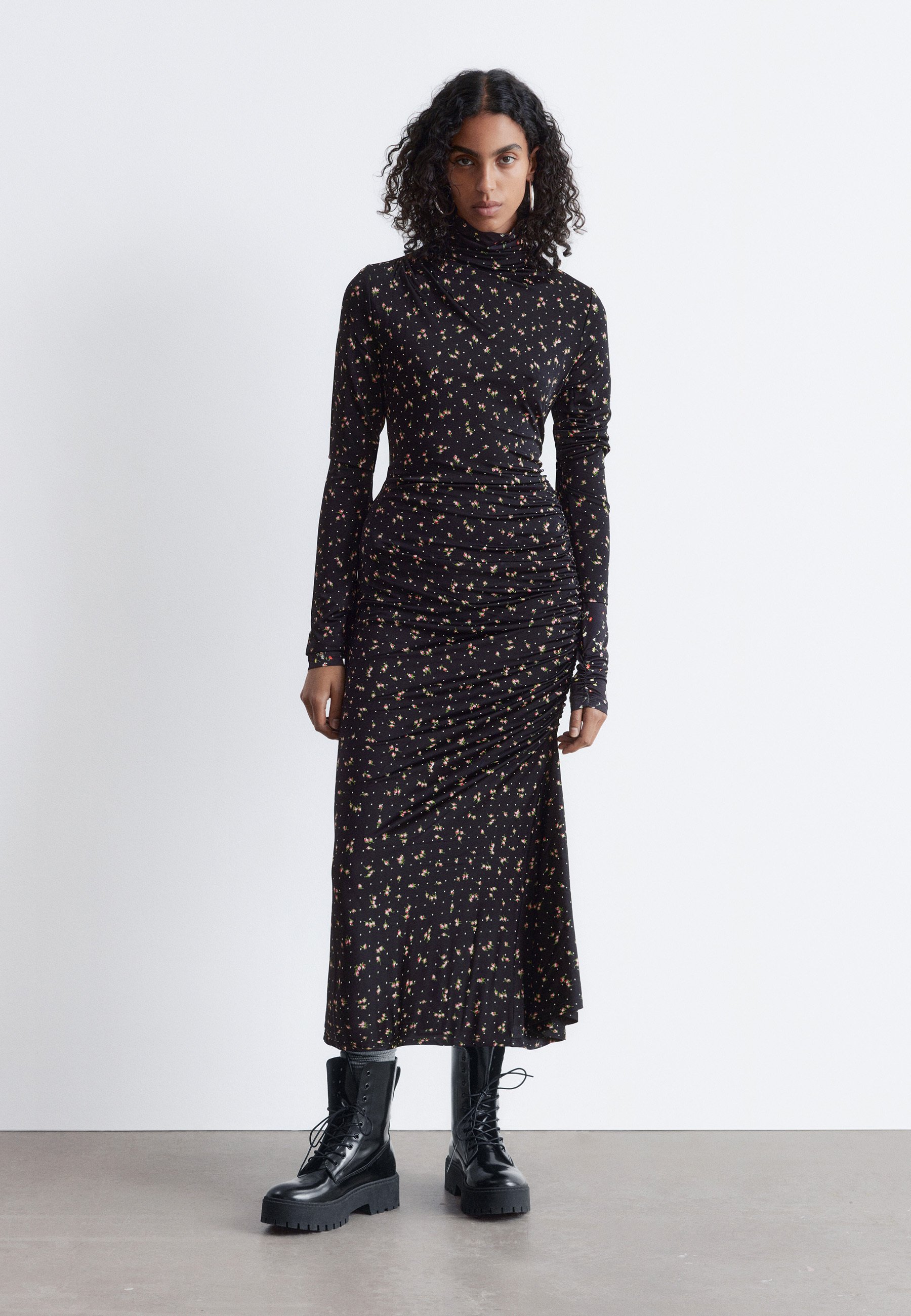 black floral mini dress long sleeve Sadie & Sage Mini Dress | Black
