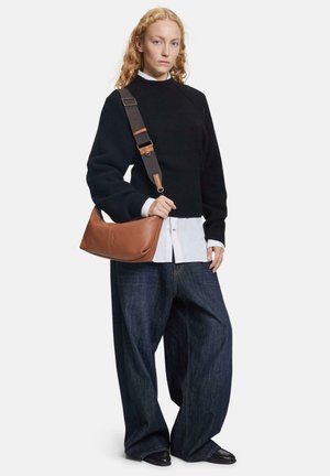Liebeskind Berlin, PARIS HOBO S - Umhängetasche - zimt