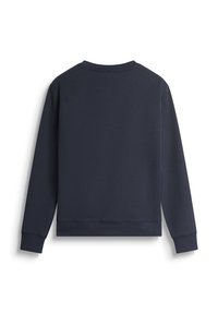 Sudadera azul marino con cuello redondo, mangas largas y puños acanalados. Textura suave con un ajuste ligeramente relajado y sin logotipos visibles.