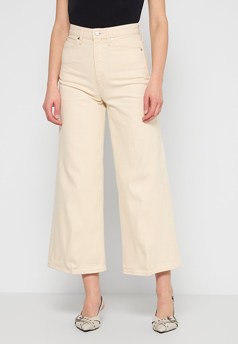 Calvin Klein Jeans Flared Jeans beige Calvin Klein Jeans Flared Jeans beige