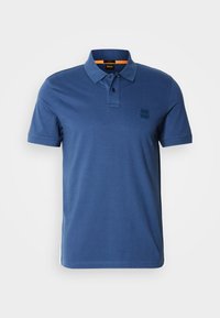 Unselected, open blue