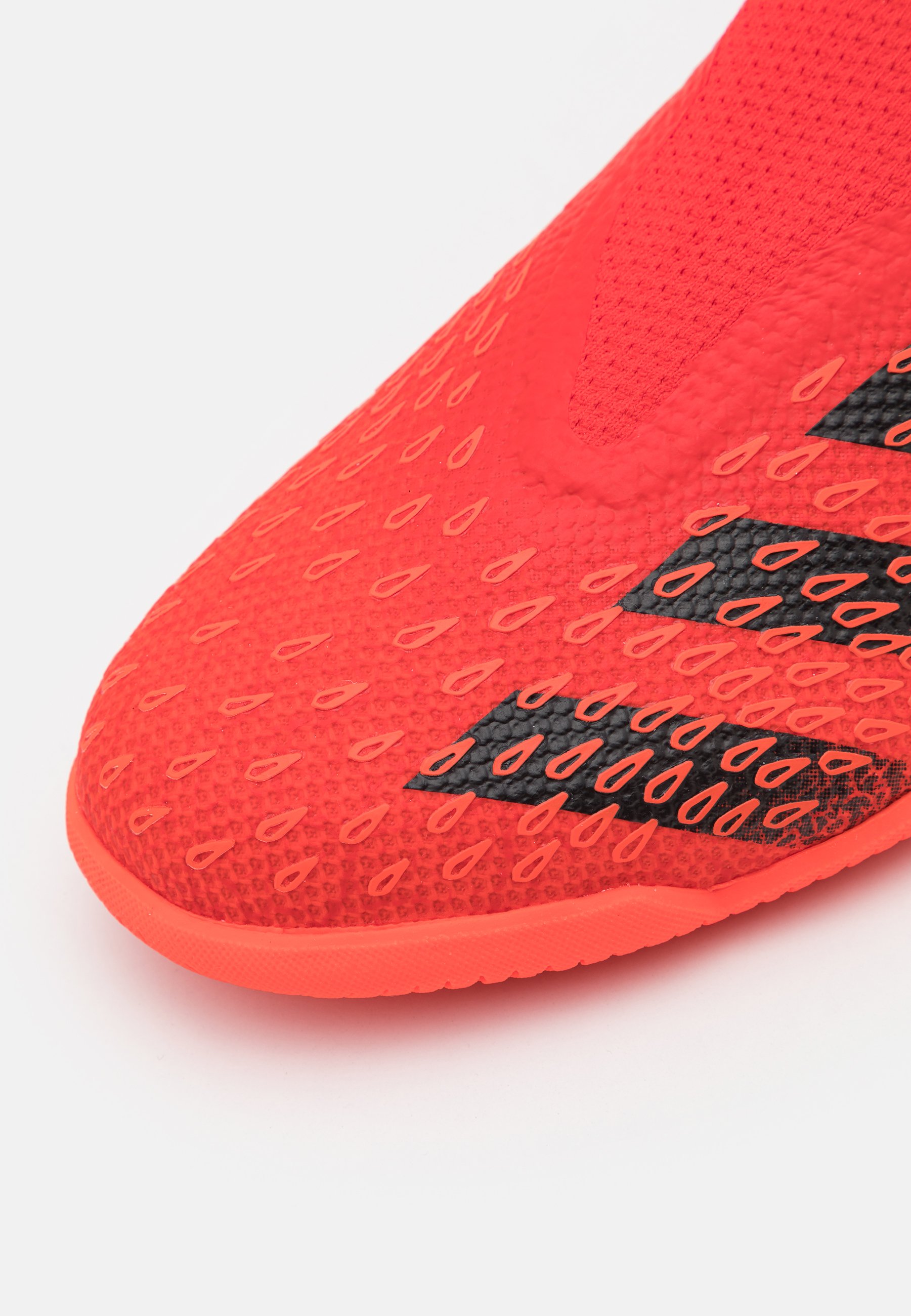 adidas Performance PREDATOR FREAK .3 IN - Botas de fútbol sin tacos -  red/core black/solar red/rojo - Zalando.es