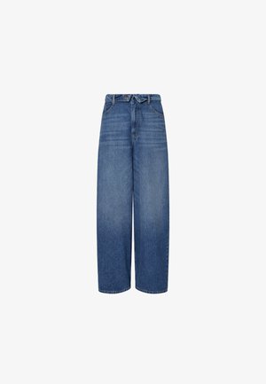 Jeans in denim blu a vita alta con gamba larga, tasche frontali, passanti per cintura e dettagli di sbiadimento sottili.