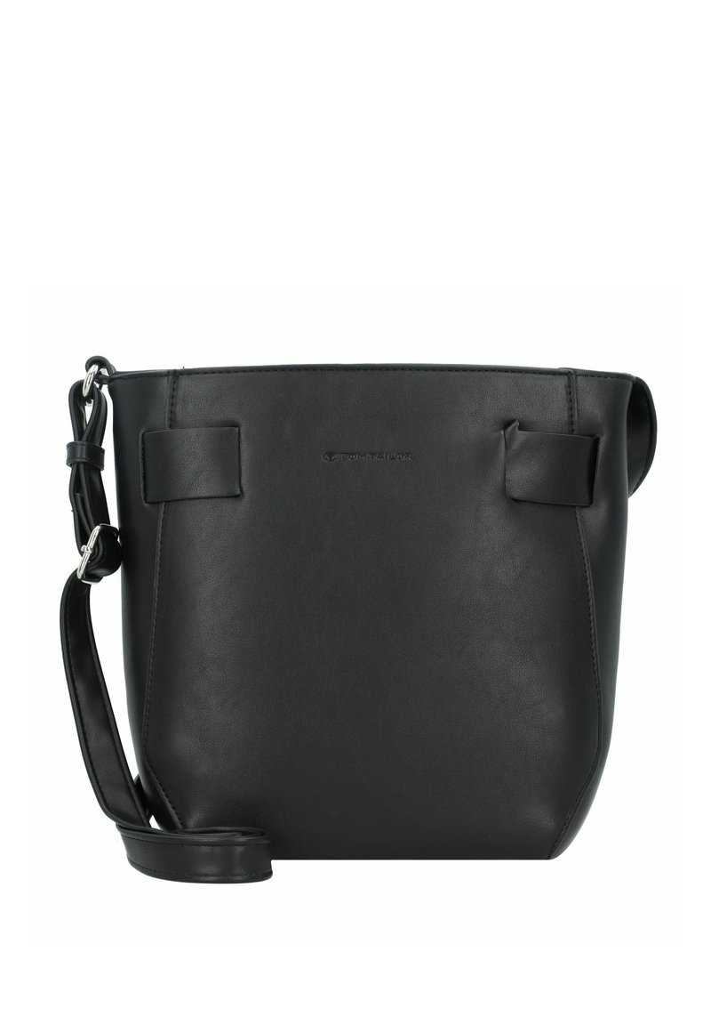 Borsa a secchiello nera in pelle con texture liscia, design minimalista, dettagli in metallo argentato e tracolla regolabile.