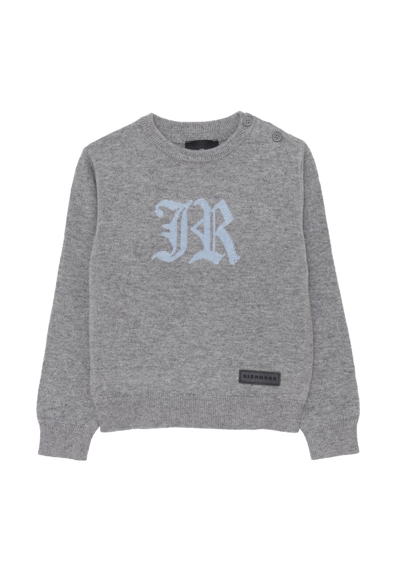 Maglione grigio a maglia con collo a giro, caratterizzato da un logo "JR" blu chiaro e due bottoni decorativi sulla spalla. Etichetta Richmond sull'orlo.