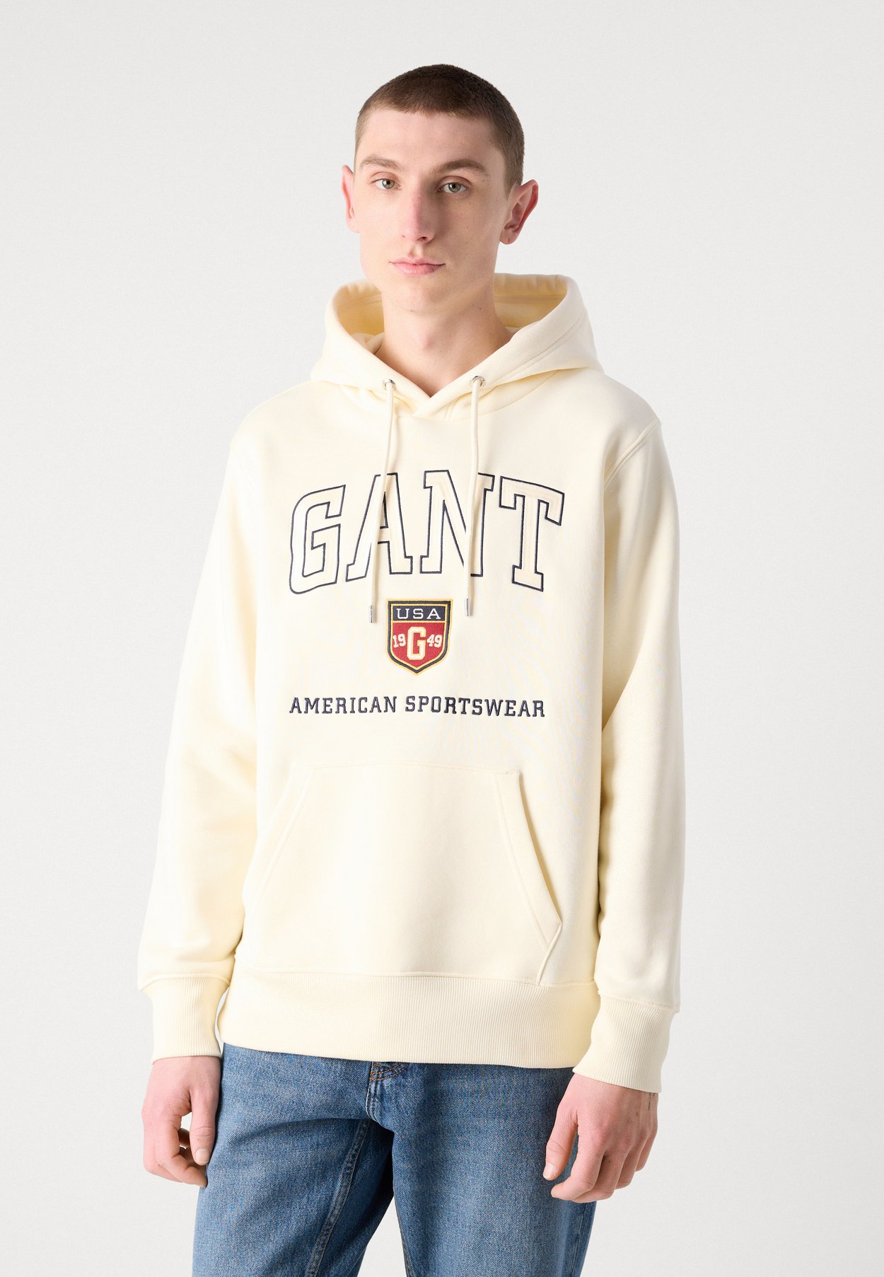 GRAPHIC HOODIE
