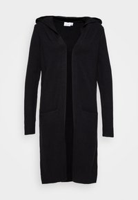 Czarny długi kardigan z kapturem, wykonany z miękkiego materiału. Posiada dwie przednie kieszenie, ściągacze na mankietach oraz otwarty przód.