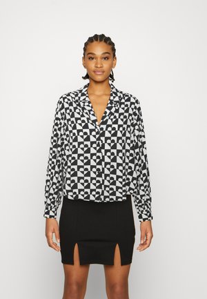Blouse - heartcheck