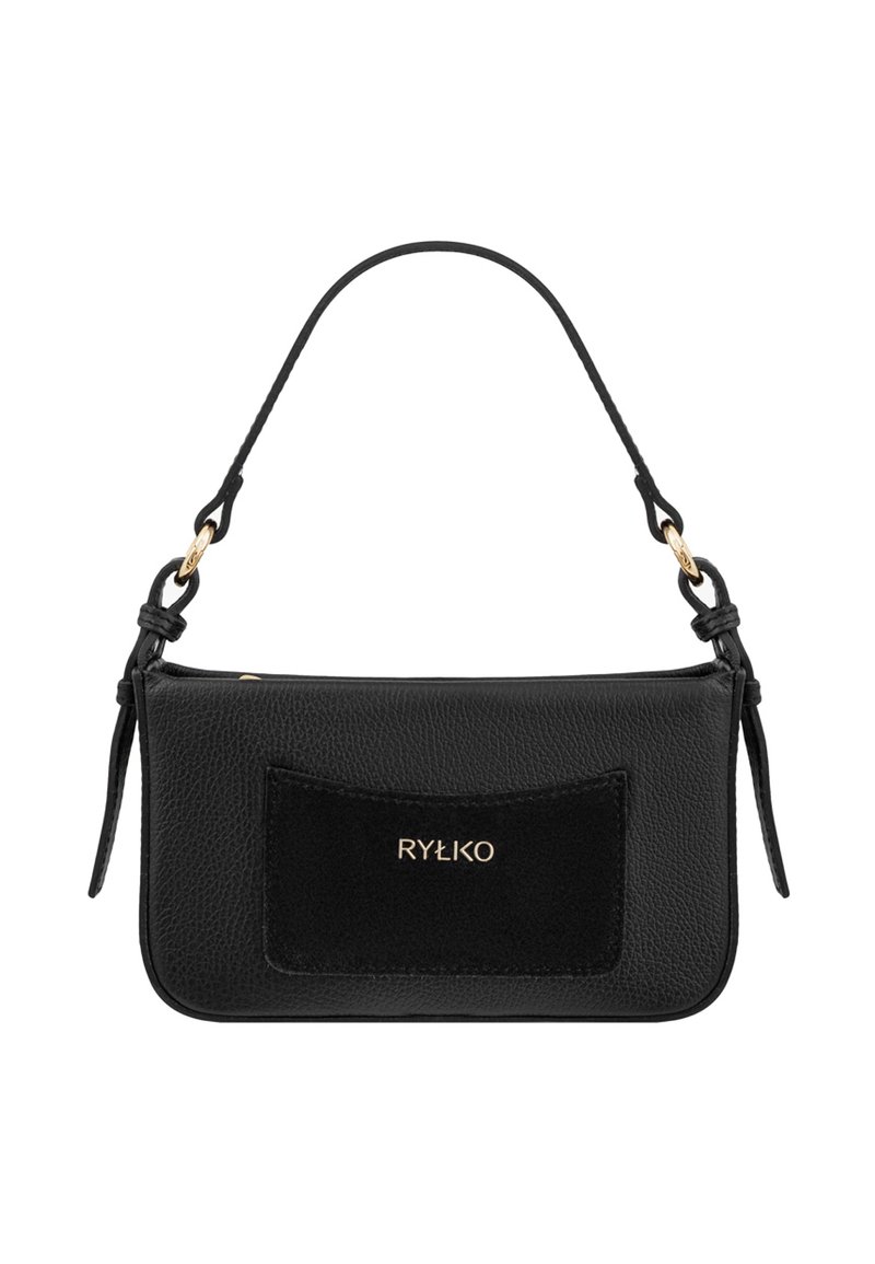 Borsa a spalla in pelle nera texture con tracolla corta, tasca frontale in suede e logo RYLKO dorato centrato sulla tasca.