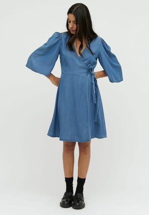 MELIKA-M - Robe en jean - vintage denim