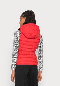 ONLY ONLNEWTAHOE HOOD - Colete - high risk red