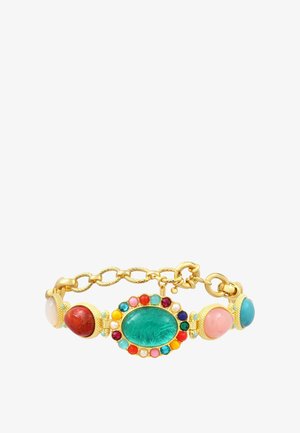 Bracelet en or avec une grande pierre centrale ovale turquoise entourée de petites pierres multicolores, pierres ovales rouges, roses et bleues le long du bracelet.