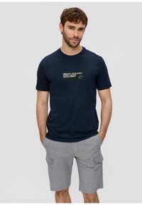 s.Oliver MIT FRONT - T-shirt print - navy