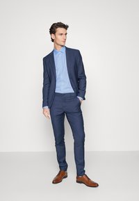 OLYMP Level Five Formal shirt - bleu