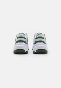 Nike Sportswear AL8 - Sneakers basse - vintage green/spring green/carbon green/white/light silver/platinum tint
