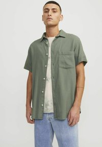 Jack & Jones - RELAXED FIT   - Pluus - laurel wreath Väikepilt 1