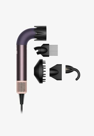 Föhn met vijf afneembare zwarte stylingopzetstukken rondom de gebogen, metallic paarse en roségouden behuizing.