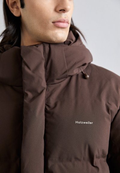 Holzweiler DOVRE JACKET - Jachetă cu puf - dark brown