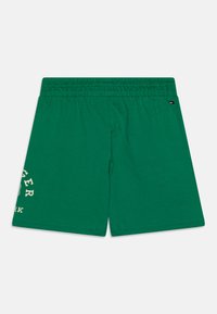 Tommy Hilfiger MONOGRAM WREATH - Shorts - olympic green