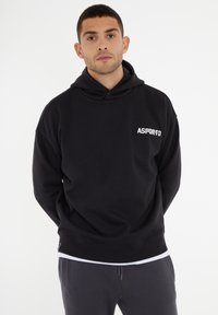 Sudadera negra con capucha con cordón y un pequeño logotipo blanco "ASPORT" en el pecho. Material de mezcla de algodón, corte relajado y puños acanalados.