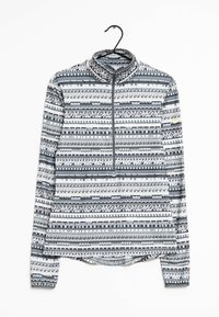Sudadera de manga larga con cremallera y cuello alto, que presenta un patrón geométrico en tonos de gris y blanco. Fabricada con tejido ligero.