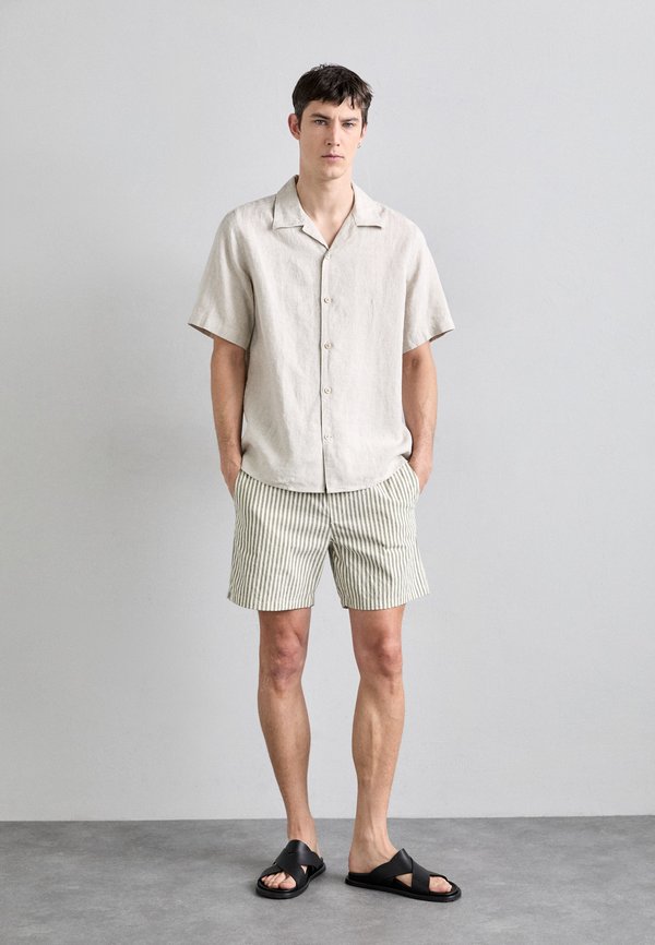 JULIO  - Shirt - oat4