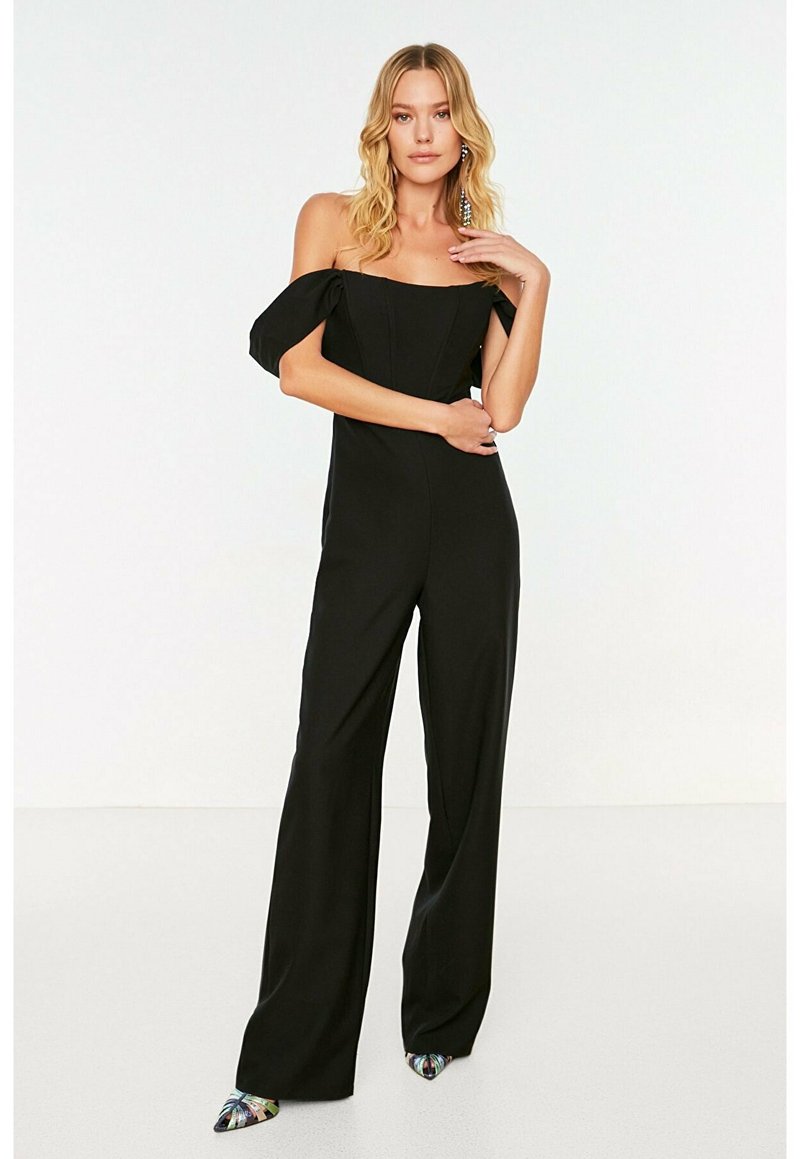 Trendyol Jumpsuit zwart