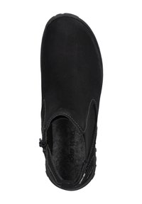 Botín negro de tobillo hecho de cuero suave con punta redondeada, paneles laterales elásticos y suela de goma texturizada. Cuenta con cierre de cremallera.