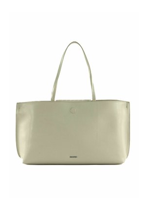 Borsa tote in pelle beige con manici doppi, forma rettangolare, finitura lucida e un logo discreto al centro in basso.