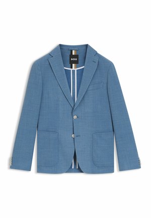 Lichtblauwe blazer van een gestructureerde stof, met twee voorzakken en twee knopen. De binnenkant heeft een gestreepte voering in contrasterende kleuren.