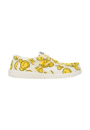 WALLY SMILEY - Schnürer - white yellow
