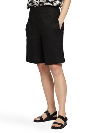 MaPinja - Shorts - black