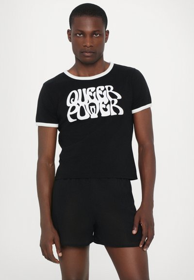 Ludovic de Saint Sernin QUEER POWER UNISEX - Apdrukāts T-krekls - black