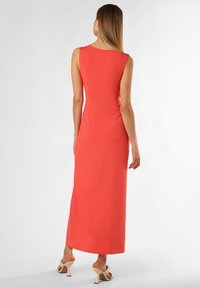 comma - Długa sukienka