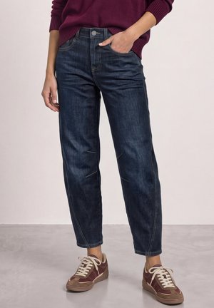 Street One, HIGH-WAIST BARREL-LEG JEANS IN A LOOSE FIT - Coupe large - dark blue washed