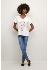 Cream CRELVIRE - Apdrukāts T-krekls - coral blue flower fusion