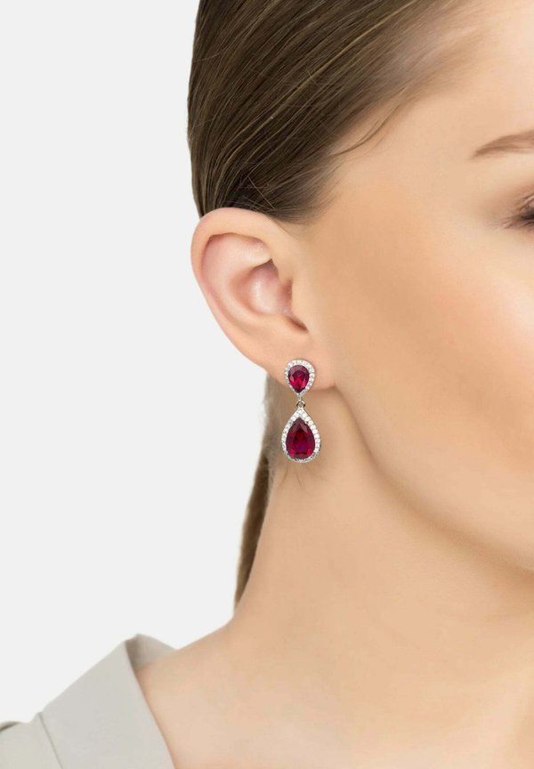 ODETTE TEARDROP RUBY - Earrings